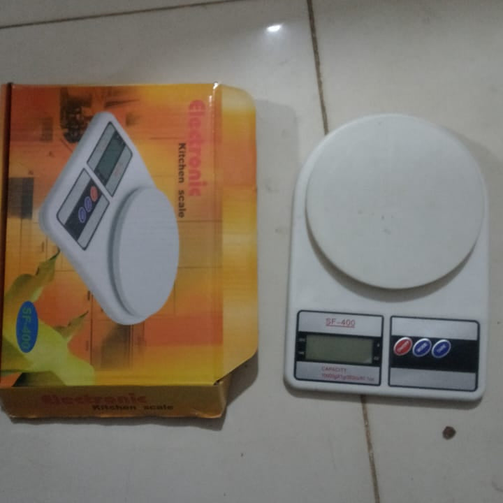 Digital kitchen scale 