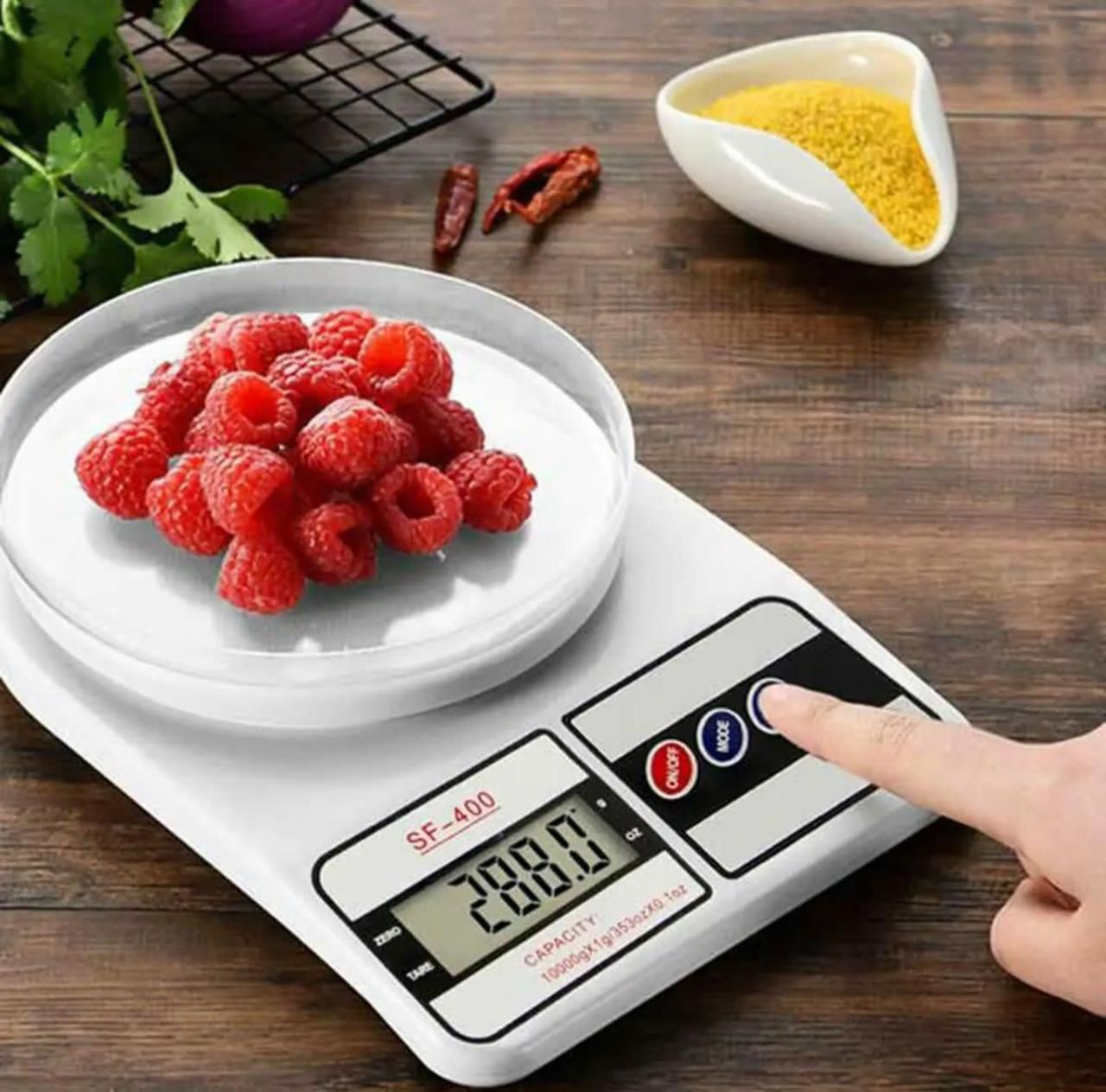 High precision digital weighing scale for baking and meal preparation