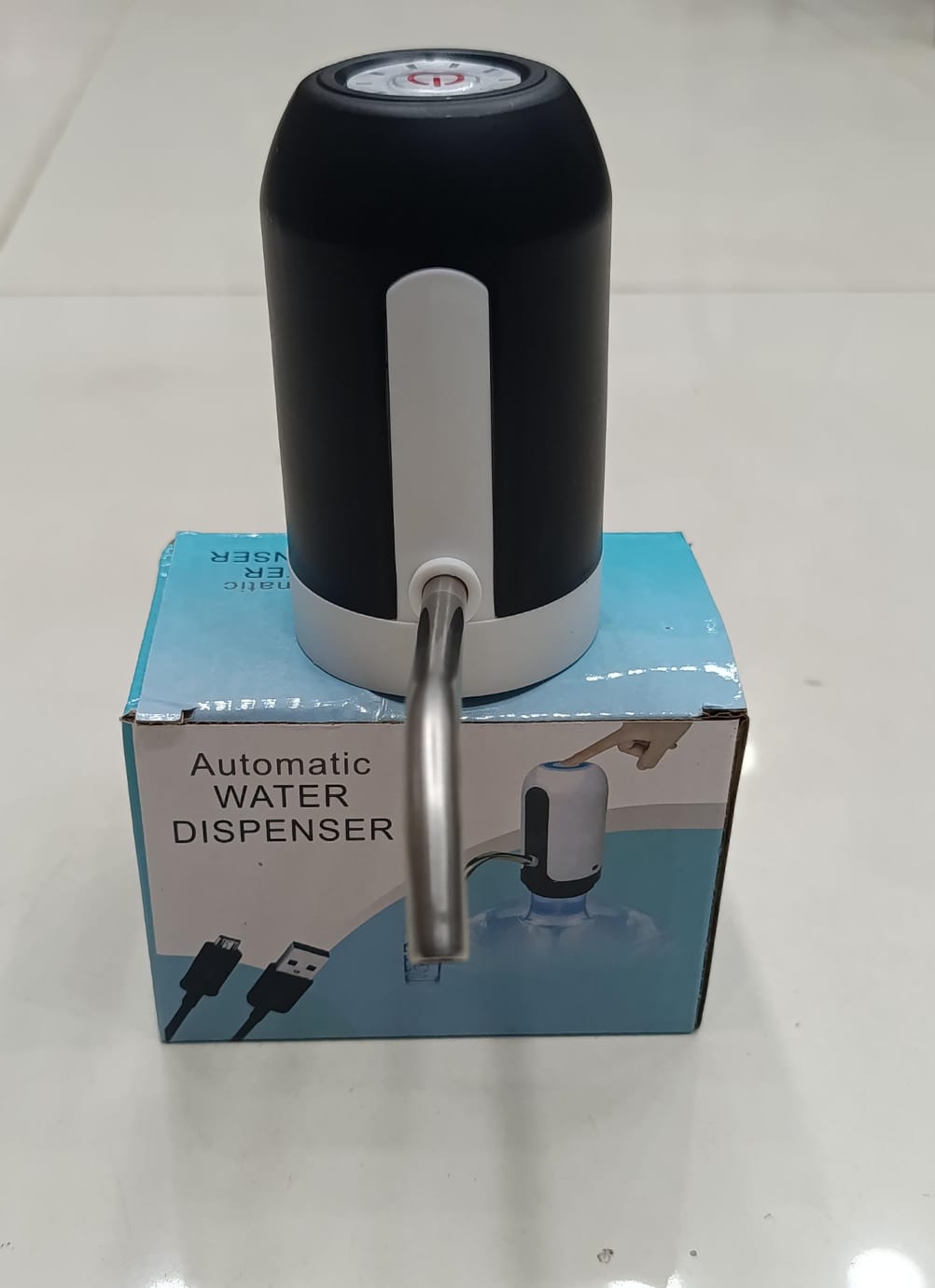 Portable water pump for gallon bottle easy to install and use in Pakistan